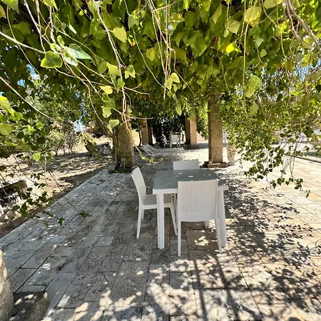 Vecchia Vallata לינה וארוחת בוקר